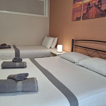 Cozy Apartment In The City Center Tesalonika Bagian luar foto