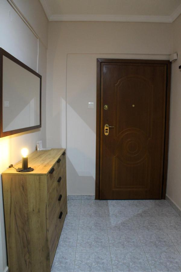 Cozy Apartment In The City Center Tesalonika Bagian luar foto
