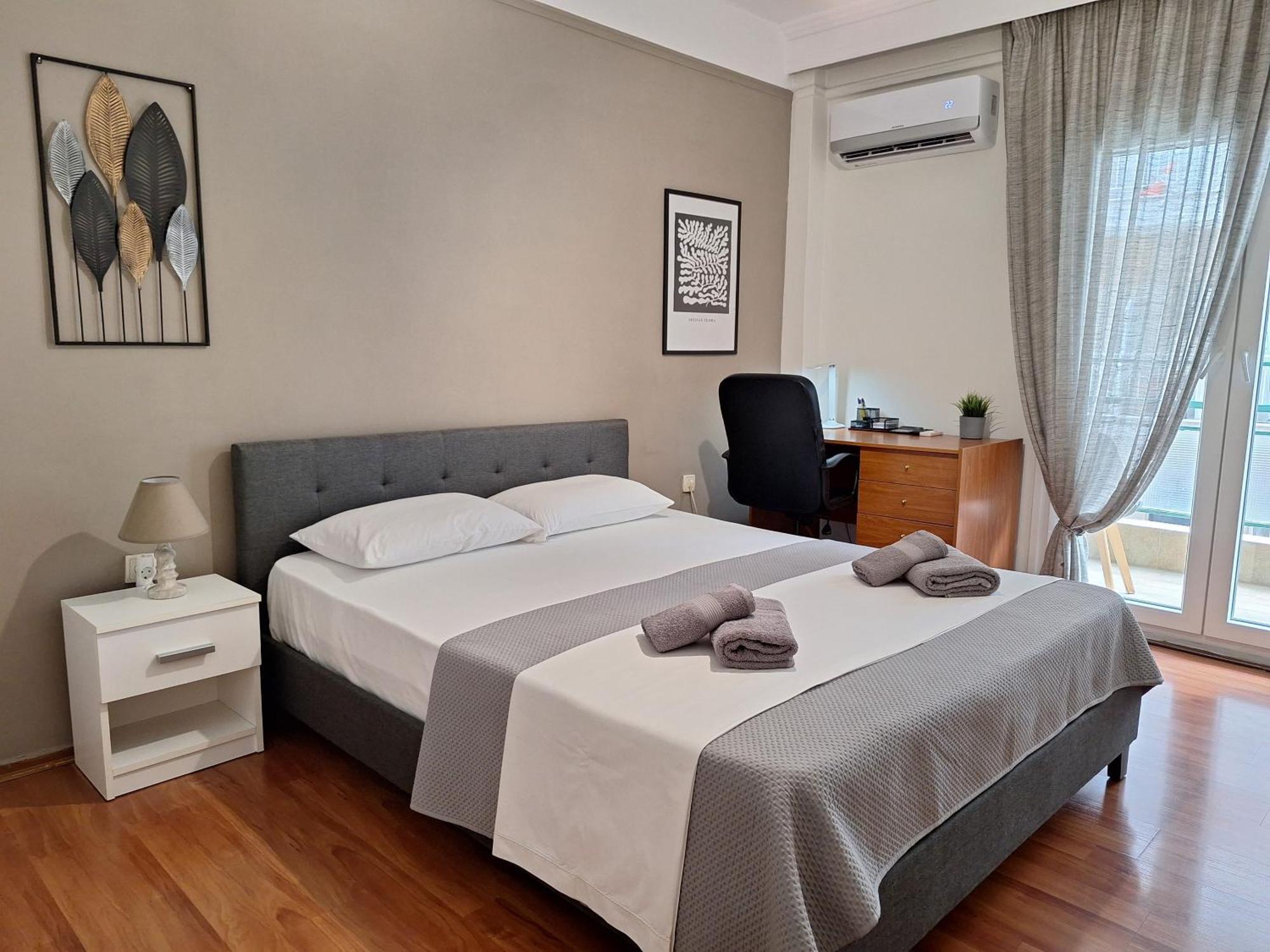 Cozy Apartment In The City Center Tesalonika Bagian luar foto